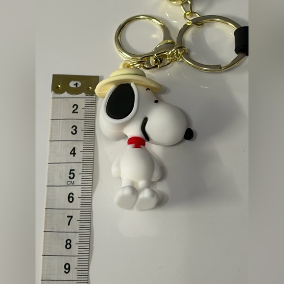Snoopy Keychain - Picture 4 of 4